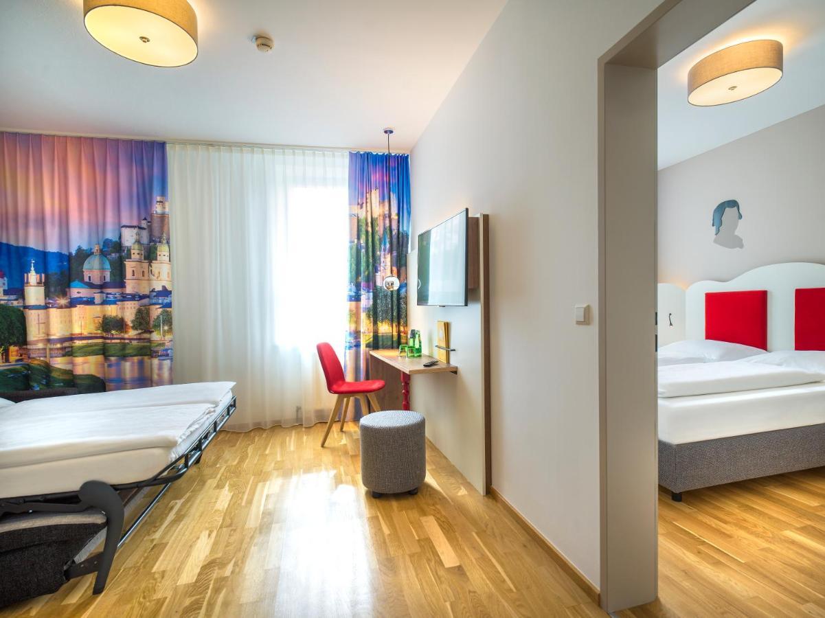Jufa Hotel Salisburgo Esterno foto