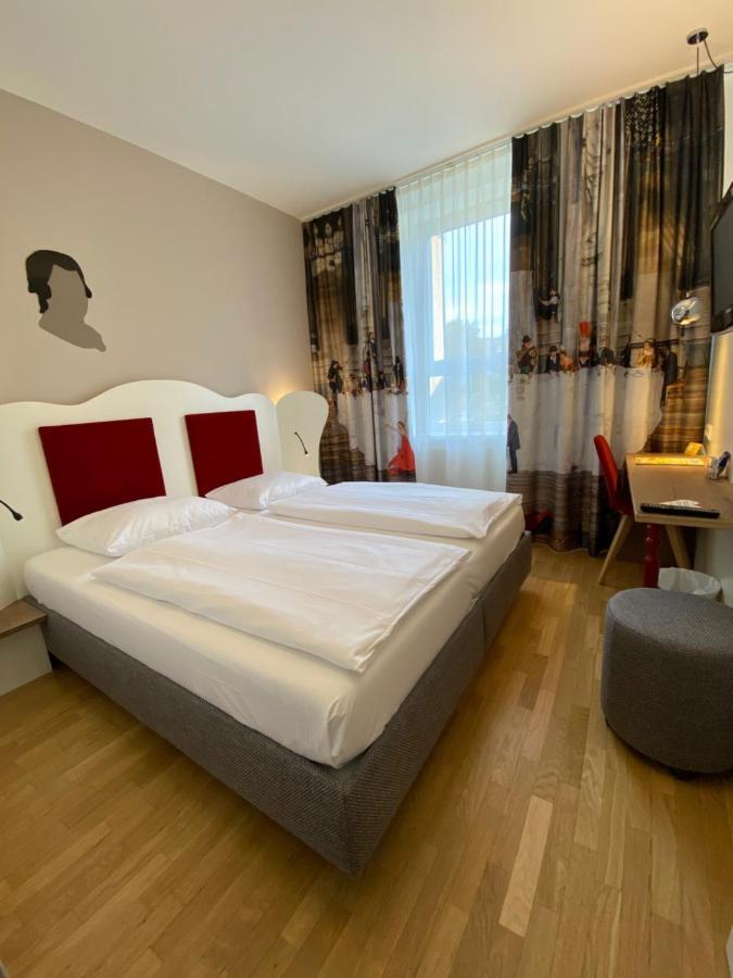 Jufa Hotel Salisburgo Esterno foto